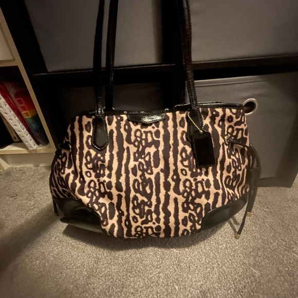 Coach Bag - Picture 2 of 3